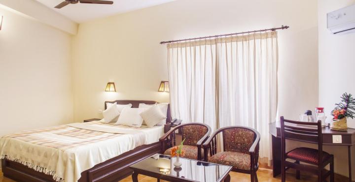 Michaels Inn Теккаді Екстер'єр фото